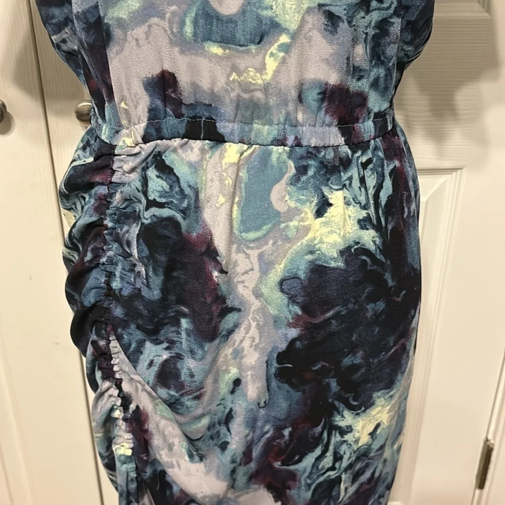 Open Edit nwt swirl